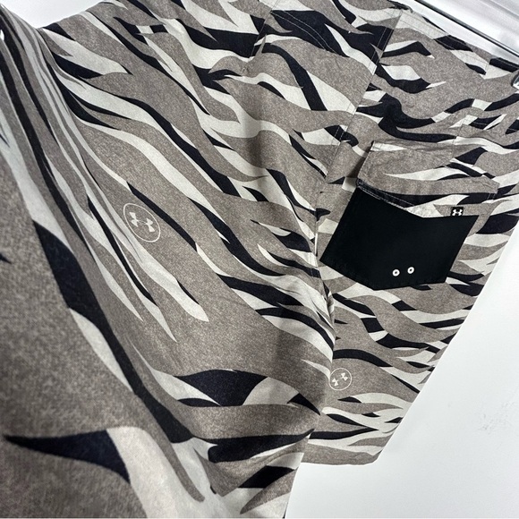 ❤️ Under Armour Heat Gear Board Shorts Mens 32 Tiger Camo Loose Drawstring ECU - Picture 7 of 8
